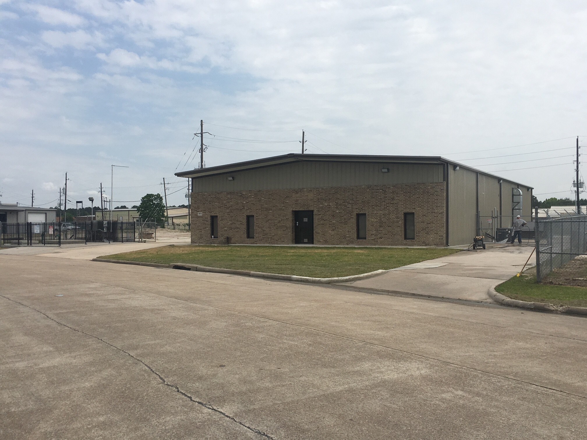 1804 Rotary Dr, Humble, TX for sale Building Photo- Image 1 of 1