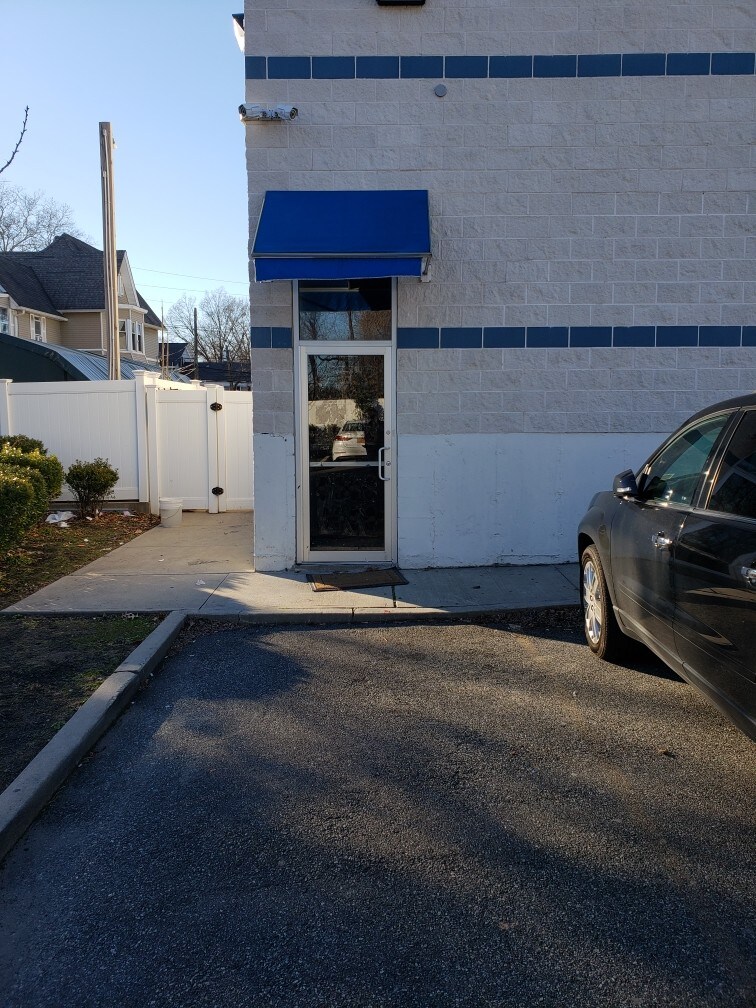 4916 Arthur Kill Rd, Staten Island, NY for sale Building Photo- Image 1 of 1