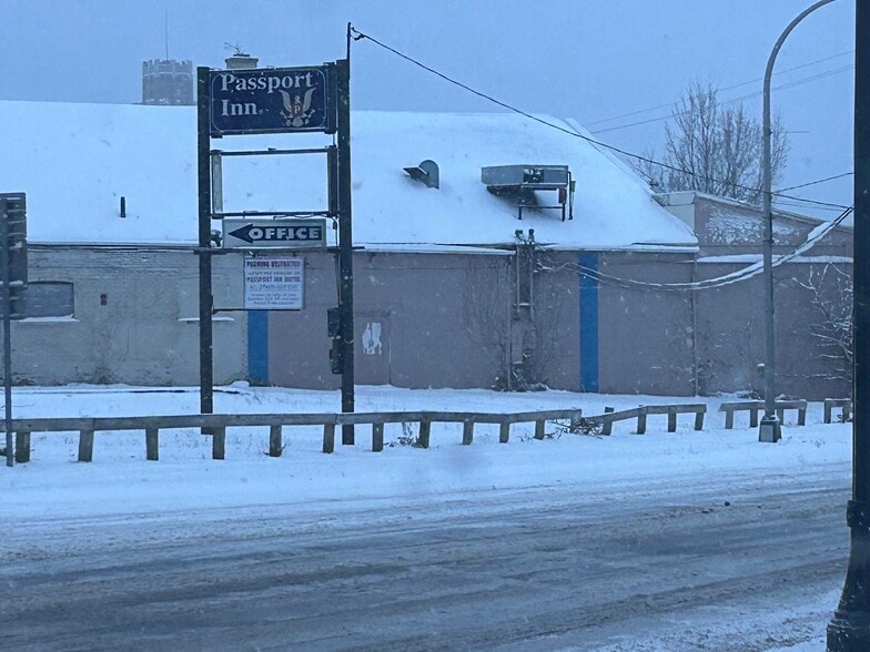 520 3rd st, Niagara Falls, NY for lease - Primary Photo - Image 1 of 1