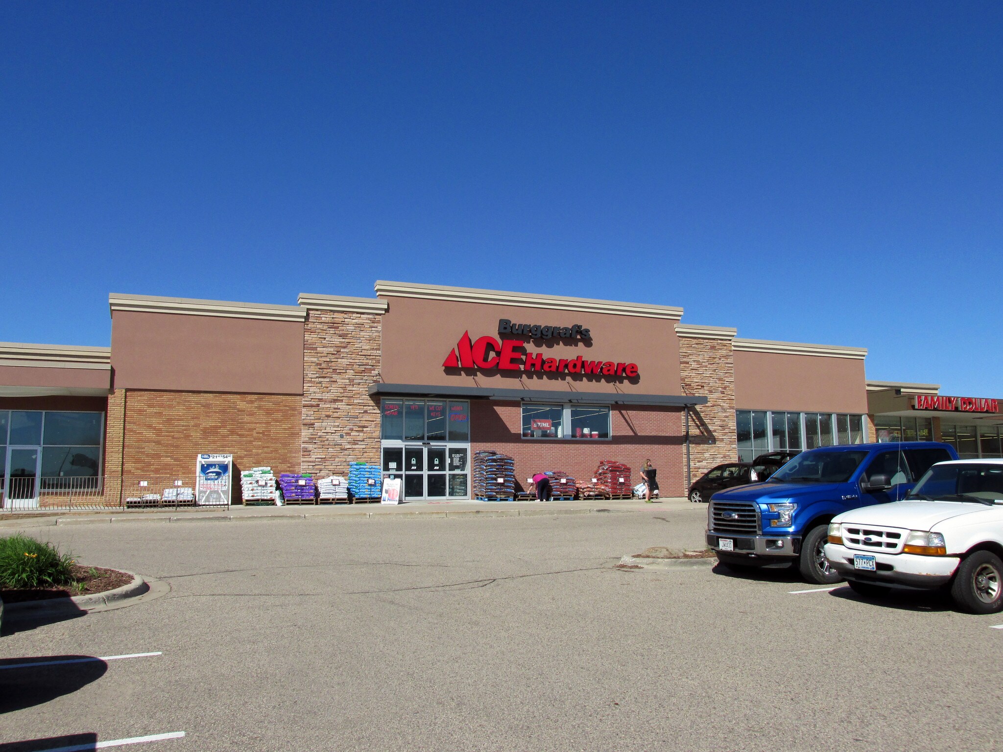 6990 80th St S, Cottage Grove, MN for sale Primary Photo- Image 1 of 1