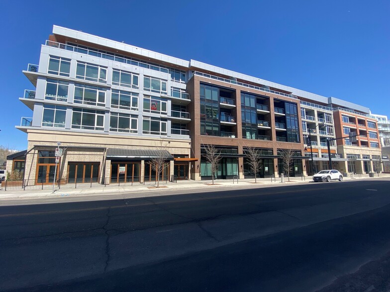 1006 9 Ave SE, Calgary, AB for lease - Building Photo - Image 2 of 7