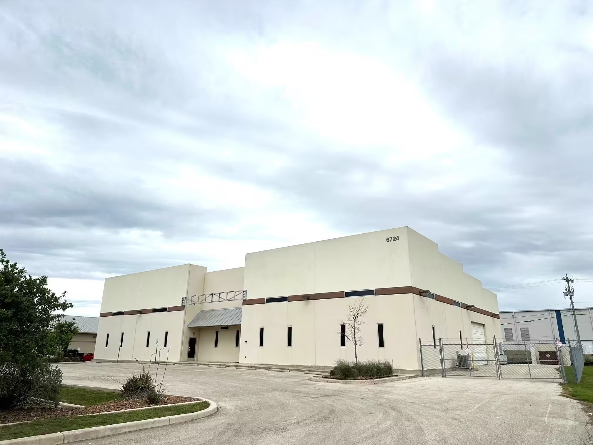 6724 Guada Coma Dr, Schertz, TX for lease Interior Photo- Image 1 of 5