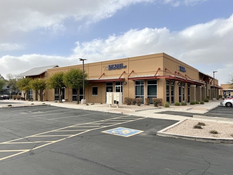 2045 S Vineyard, Mesa, AZ for lease - Building Photo - Image 2 of 5