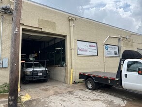 142 Cole St, Dallas, TX for lease Interior Photo- Image 1 of 2