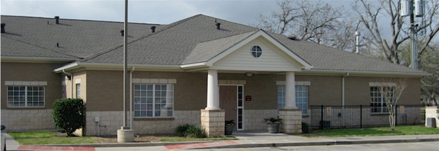 2112 Regional Medical Dr, Wharton, TX for lease - Primary Photo - Image 2 of 2