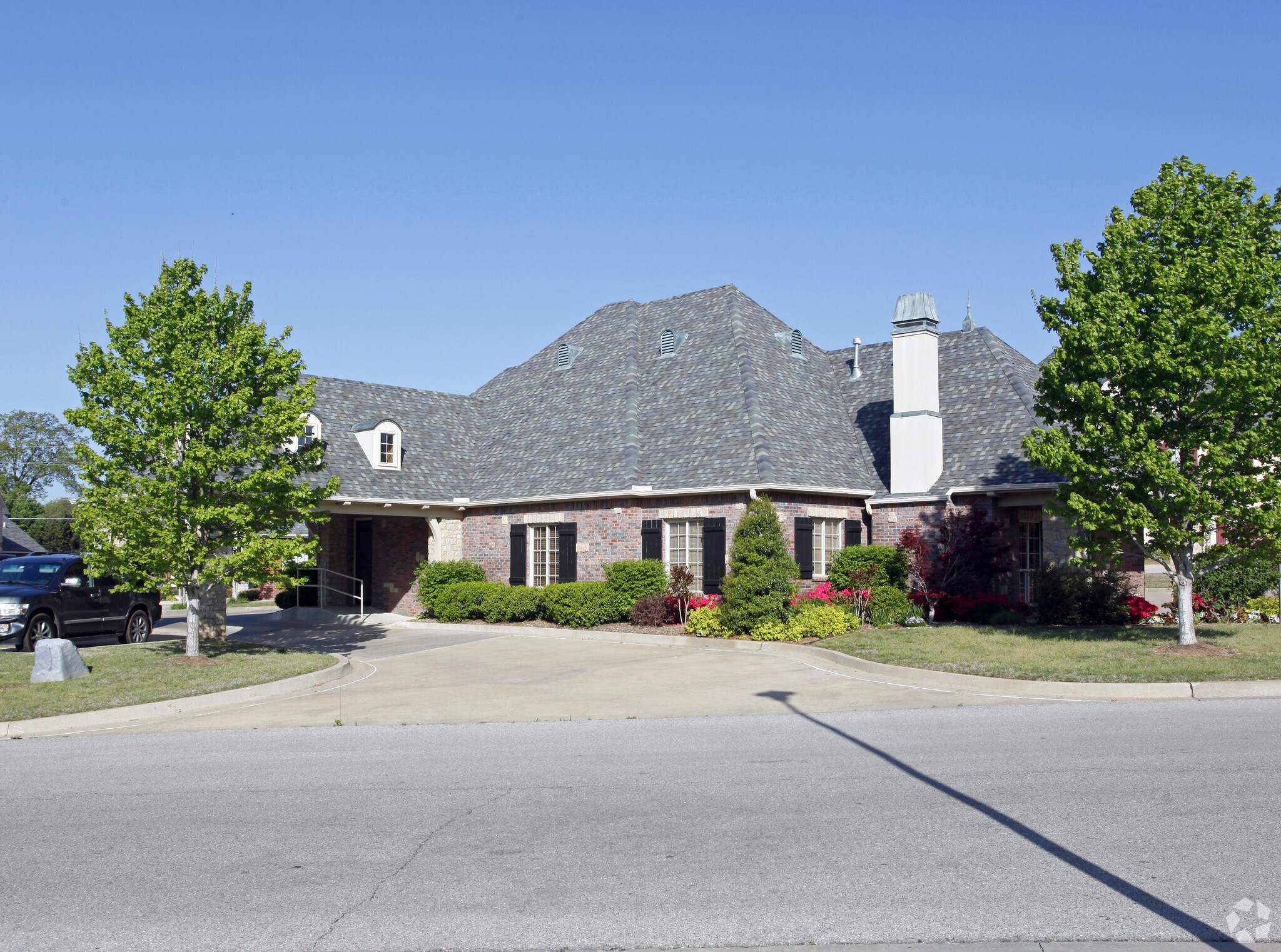 9118 S Toledo Ave, Tulsa, OK for sale Primary Photo- Image 1 of 1