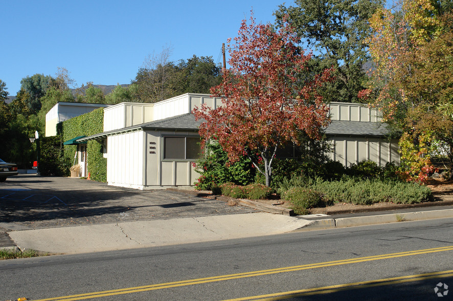 1012-1018 W Ojai Ave, Ojai, CA for sale - Primary Photo - Image 1 of 1