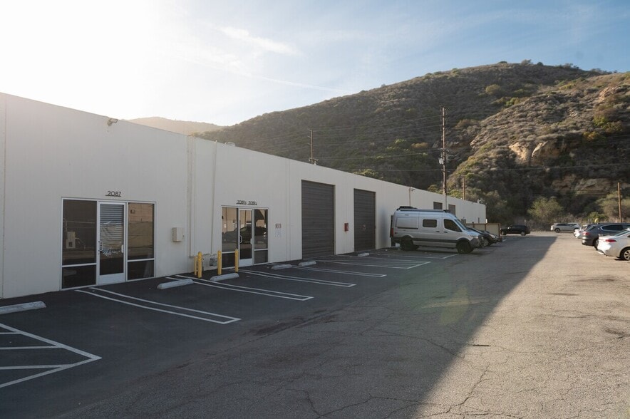 2075-2097 Laguna Canyon Rd, Laguna Beach, CA for lease - Building Photo - Image 3 of 11