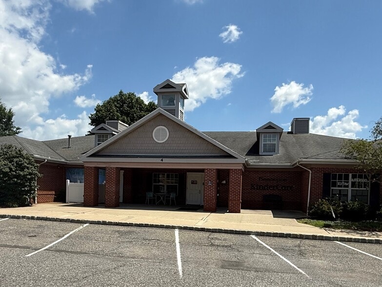 4 Royal Rd, Flemington, NJ for sale - Building Photo - Image 2 of 3