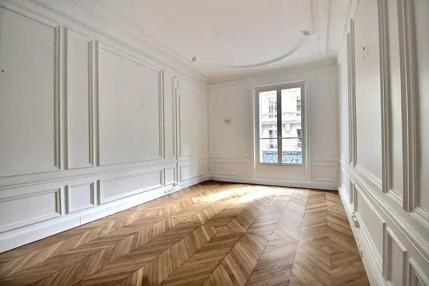 164-166 Rue Du Faubourg Saint-Honoré, Paris for lease - Interior Photo - Image 2 of 9
