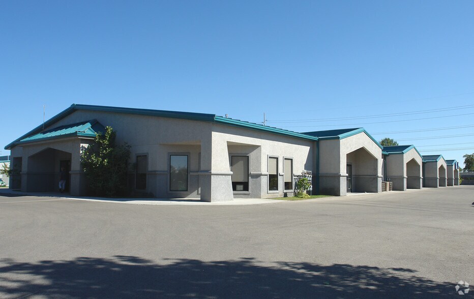 850 E Franklin Rd, Meridian, ID for lease - Building Photo - Image 2 of 5