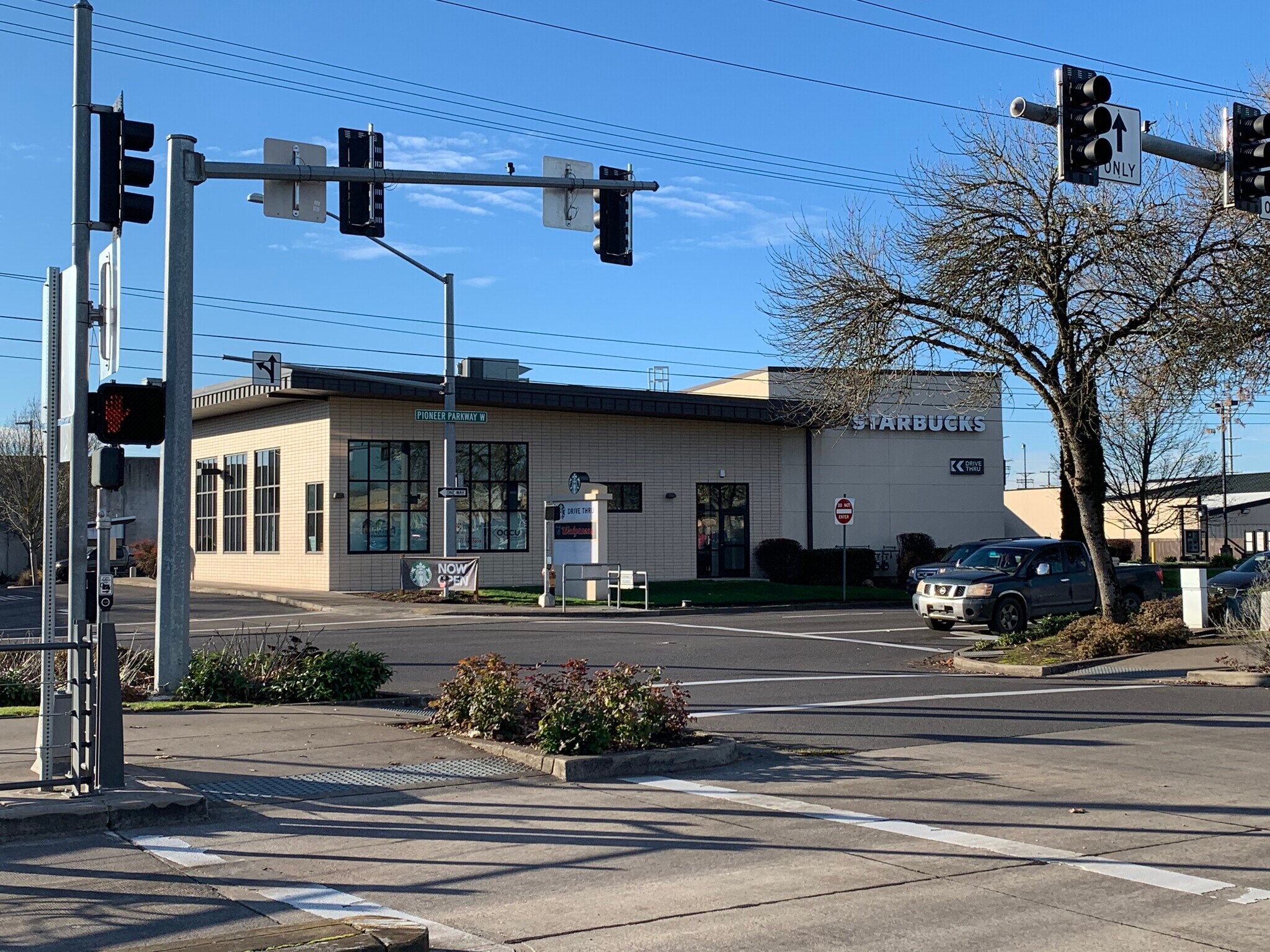 1810 Pioneer Pky, Springfield, OR for sale Building Photo- Image 1 of 1