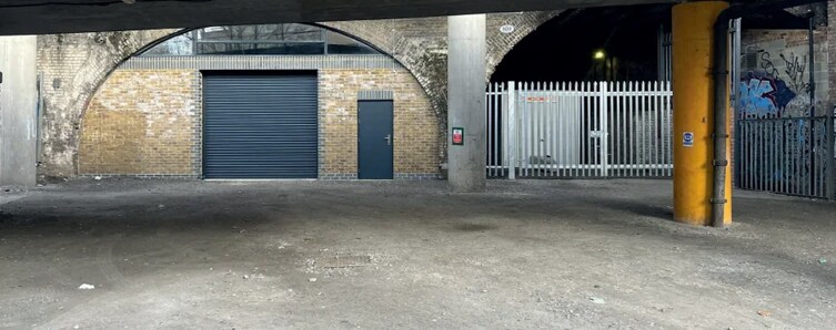 57-59 Royal Mint St, London for lease - Primary Photo - Image 1 of 1