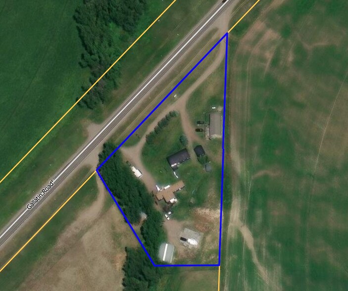 72651 Gallatin Rd, Gallatin Gateway, MT for sale - Building Photo - Image 1 of 1