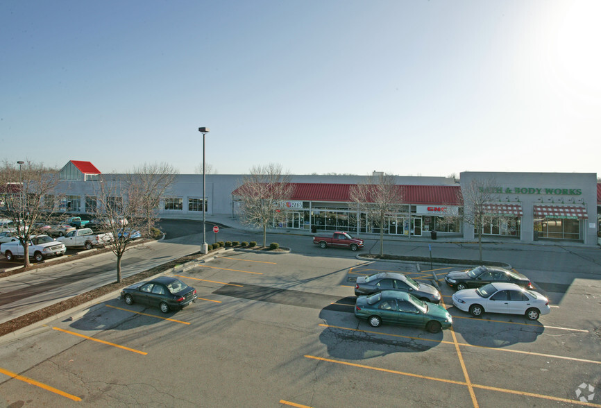 2165-2261 Stringtown Rd, Grove City, OH for lease - Building Photo - Image 2 of 3