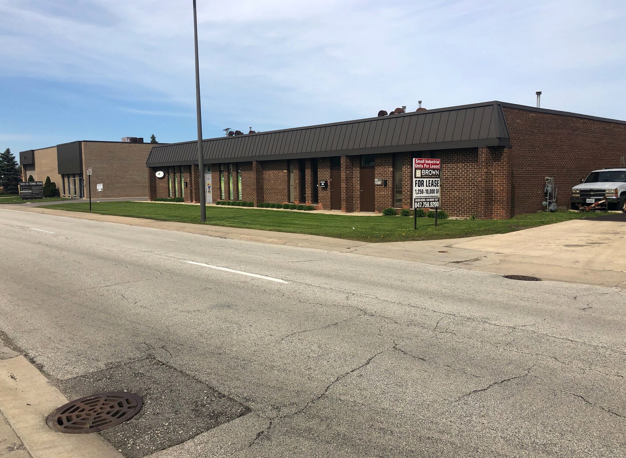 1425 Tonne Rd, Elk Grove Village, IL for sale Primary Photo- Image 1 of 1