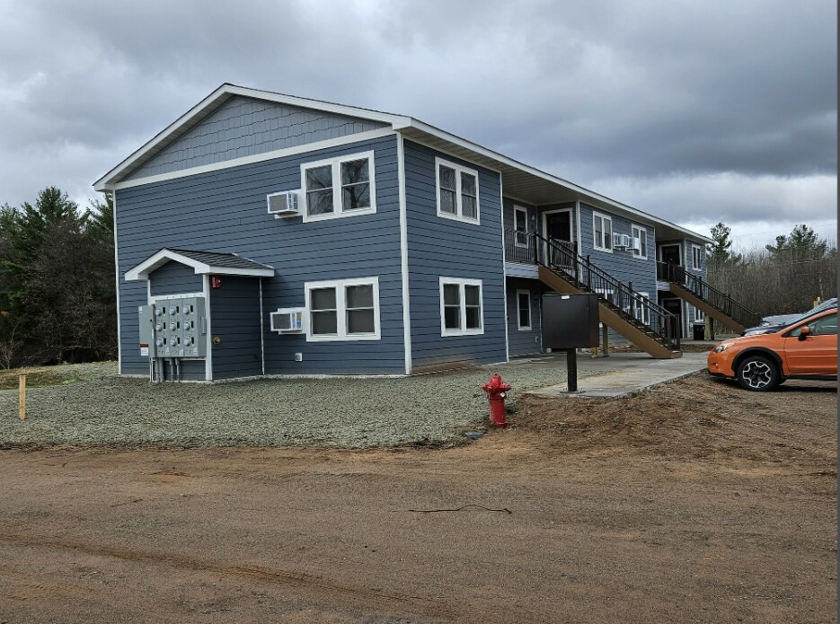 23920 Nyberg Rd, Siren, WI 54872 Lake Country Apartments