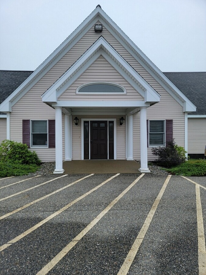220 Court St, Machias, ME 04654 Current BragdonKelley Funeral Home