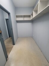 17728 66 Av, Surrey, BC for lease Interior Photo- Image 2 of 12