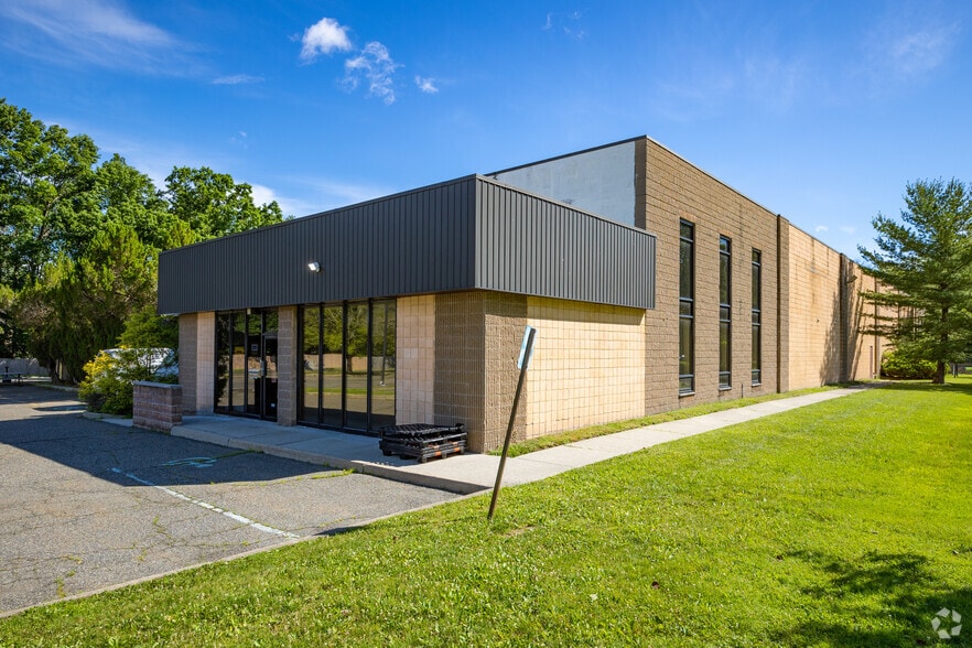 20 Troy Rd, Whippany, NJ for lease - Building Photo - Image 2 of 5
