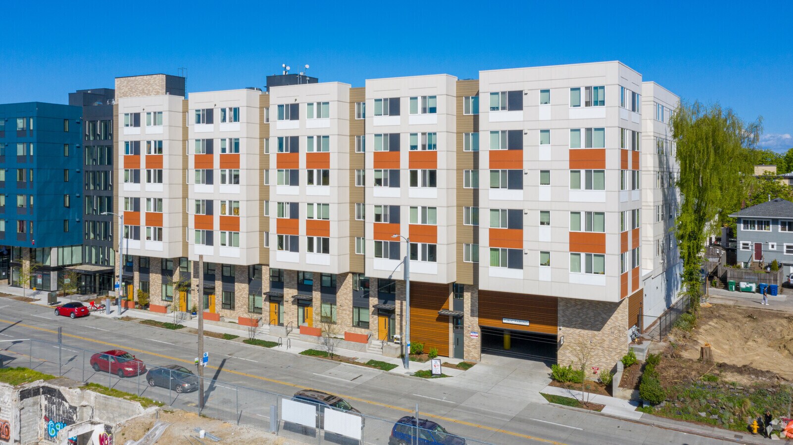 4750 15th Ave NE, Seattle, WA 98105