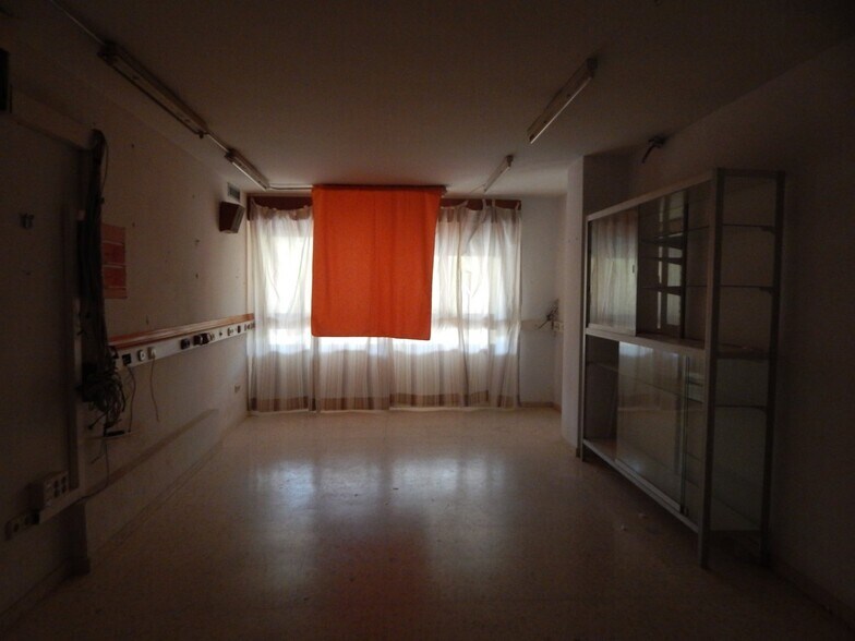 Retail in Ontinyent for sale - Building Photo - Image 3 of 22