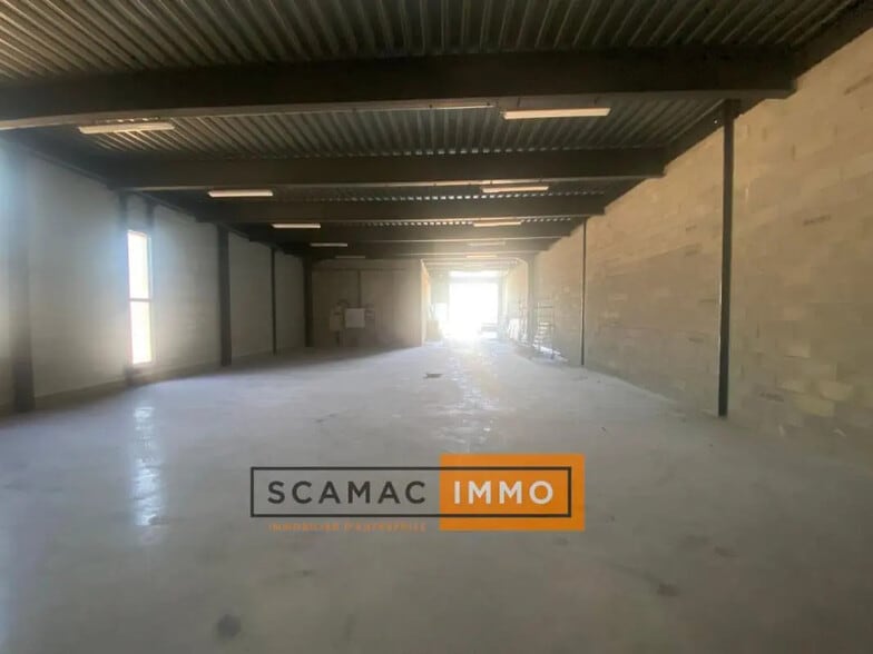 Flex in Rousset for sale - Interior Photo - Image 2 of 6