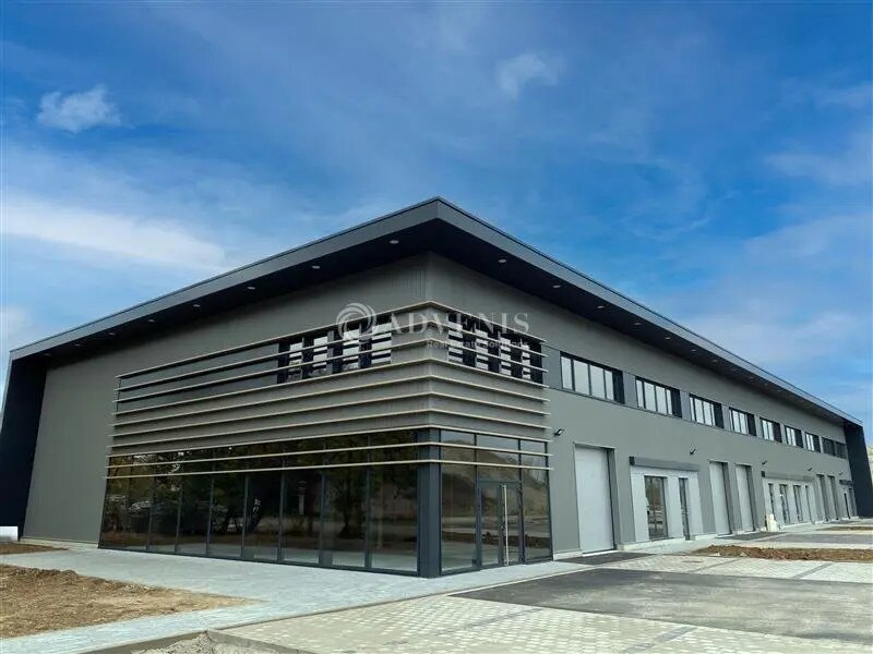 Flex in Geispolsheim for lease Building Photo- Image 1 of 8