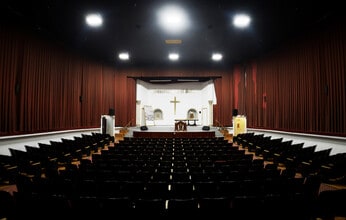 9110 Van Nuys Blvd, Panorama City, CA for lease Interior Photo- Image 1 of 4