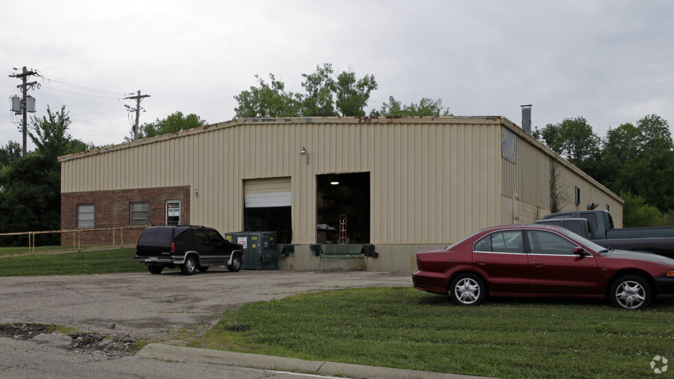 10390 Taconic Ter, Woodlawn, OH for sale - Primary Photo - Image 1 of 1