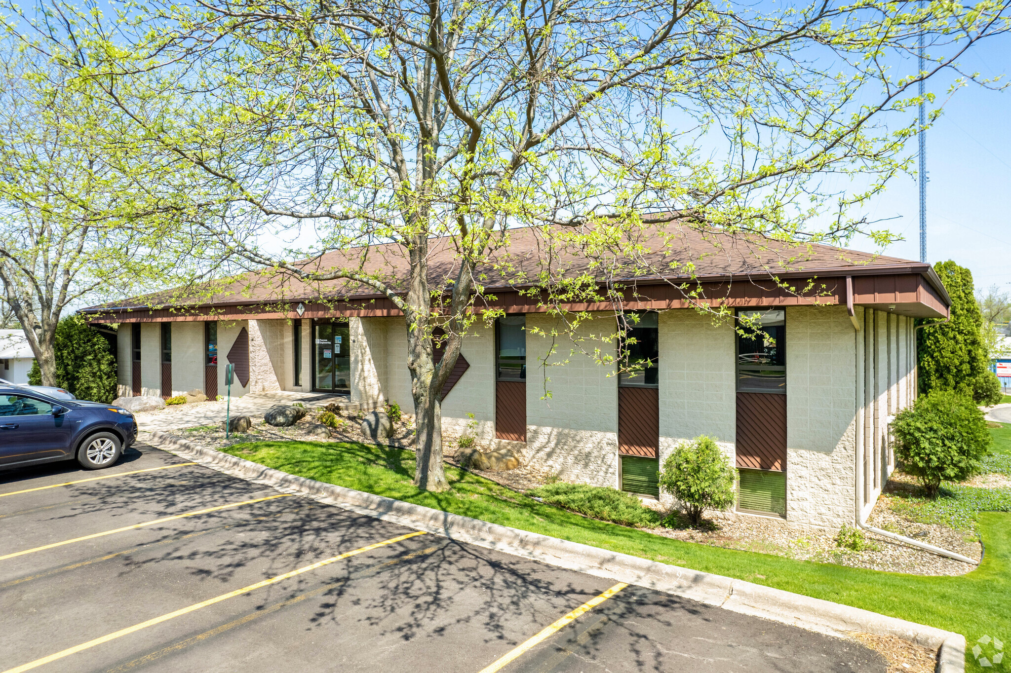 14 Ellis Potter Ct, Madison, WI for sale Primary Photo- Image 1 of 1