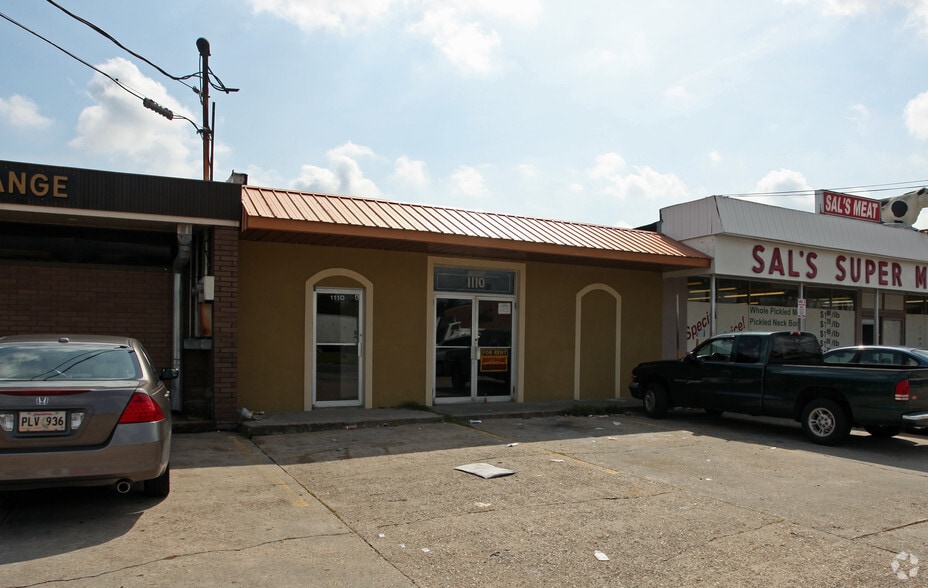 Stumpf Plaza, Gretna, LA for lease - Building Photo - Image 2 of 11