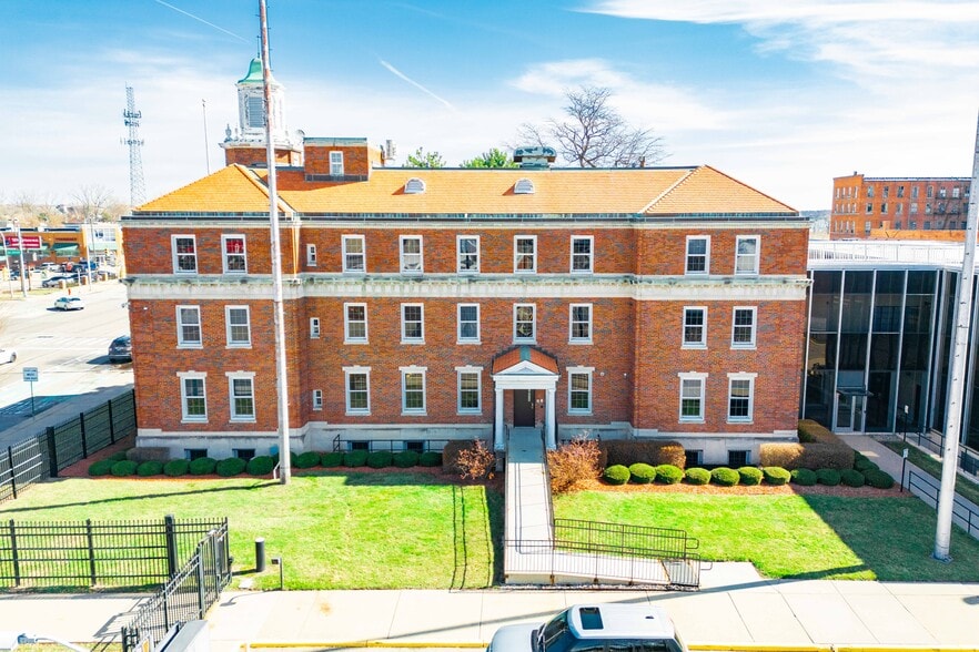 301 Mount Elliott St, Detroit, MI for sale - Building Photo - Image 3 of 20