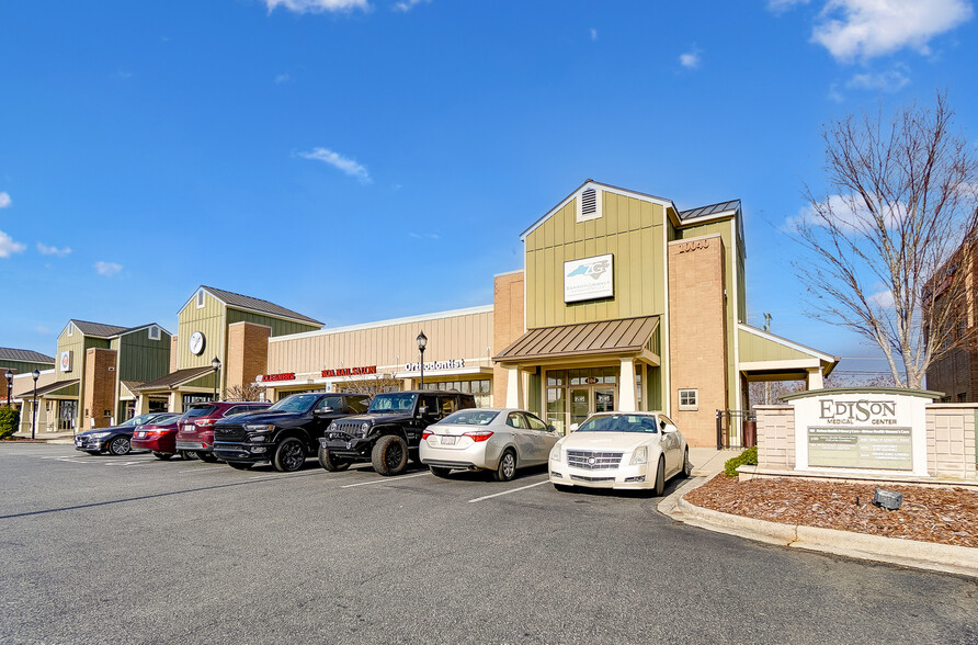 10040 Edison Square Dr, Concord, NC for lease - Building Photo - Image 1 of 11