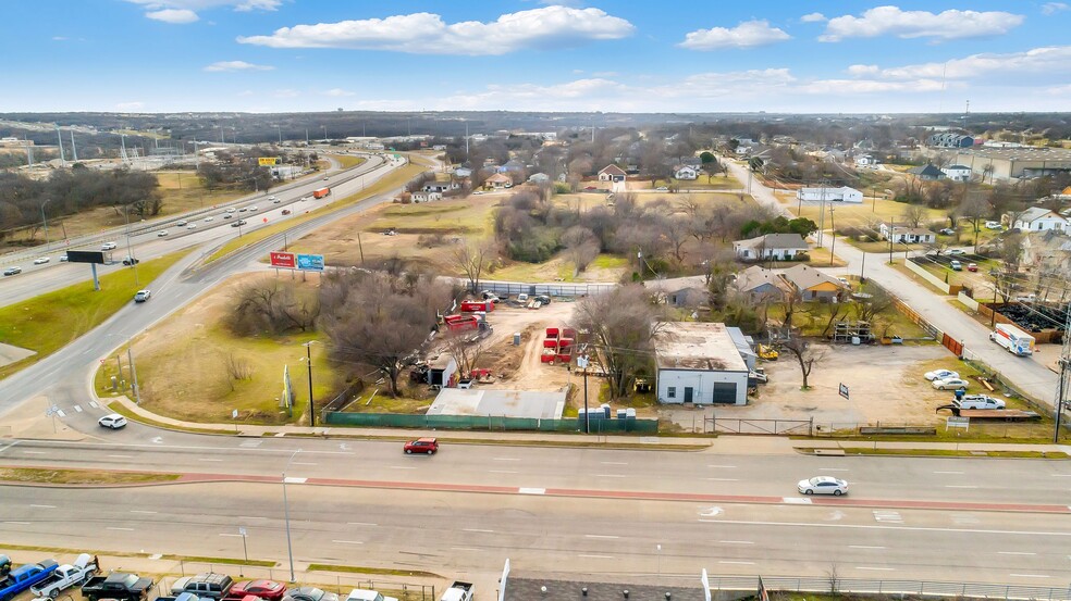 2008 E Rosedale St, Fort Worth, TX for sale - Building Photo - Image 1 of 1