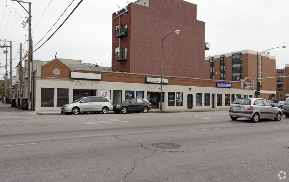 2401-2411 N Ashland Ave, Chicago, IL for lease - Building Photo - Image 2 of 3