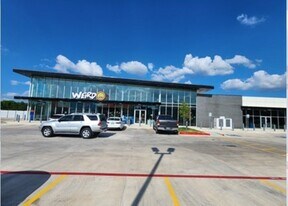 Eisenhauer Road Woodlake Pkwy - Gas Station