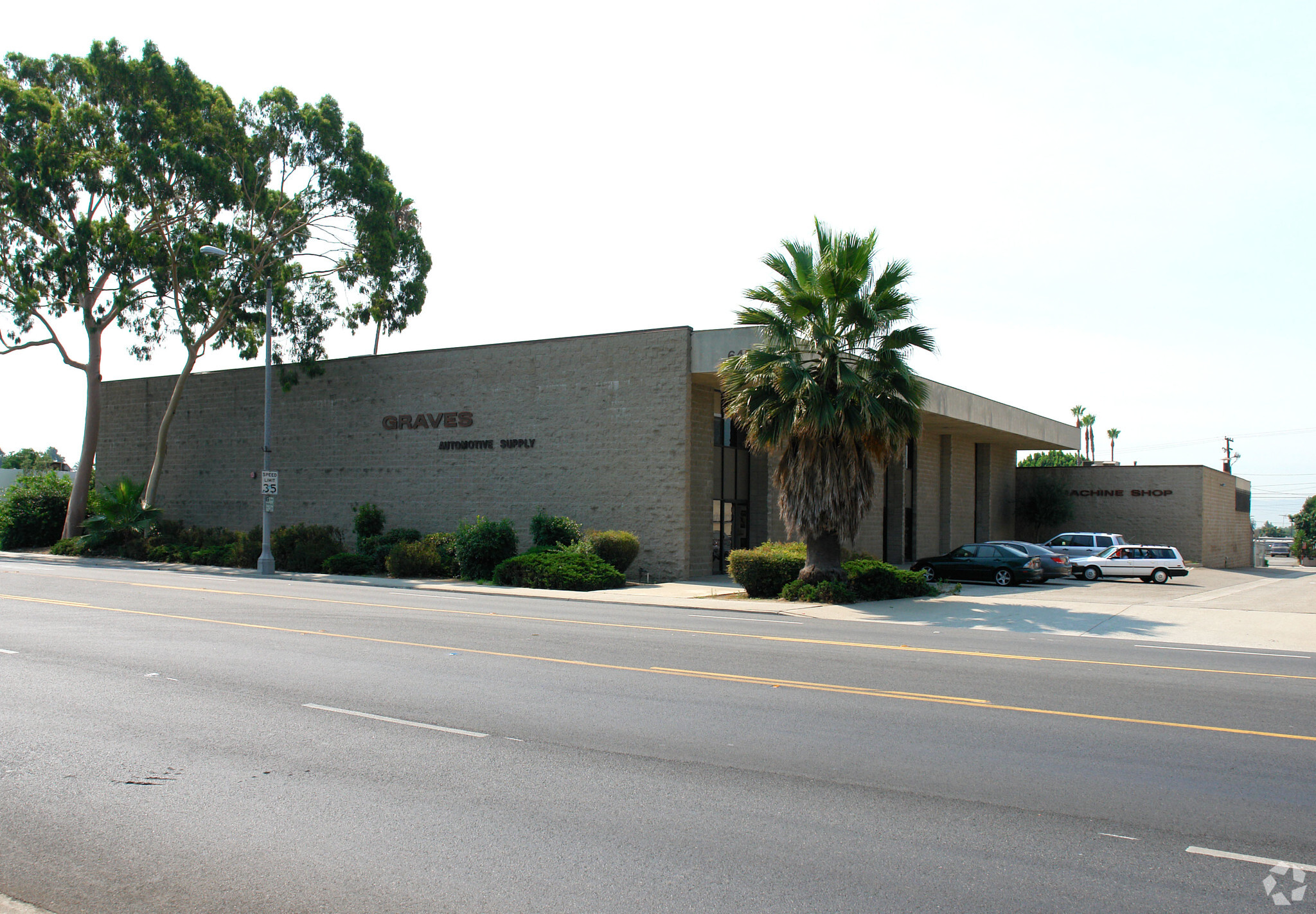 645 W Holt Blvd, Ontario, CA for lease Primary Photo- Image 1 of 3