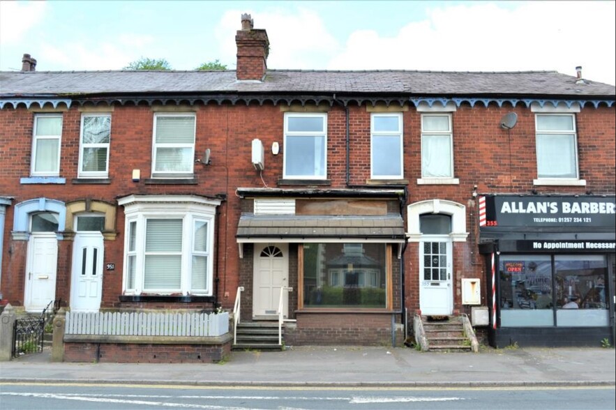 353 Preston Rd, Chorley for sale - Primary Photo - Image 1 of 1