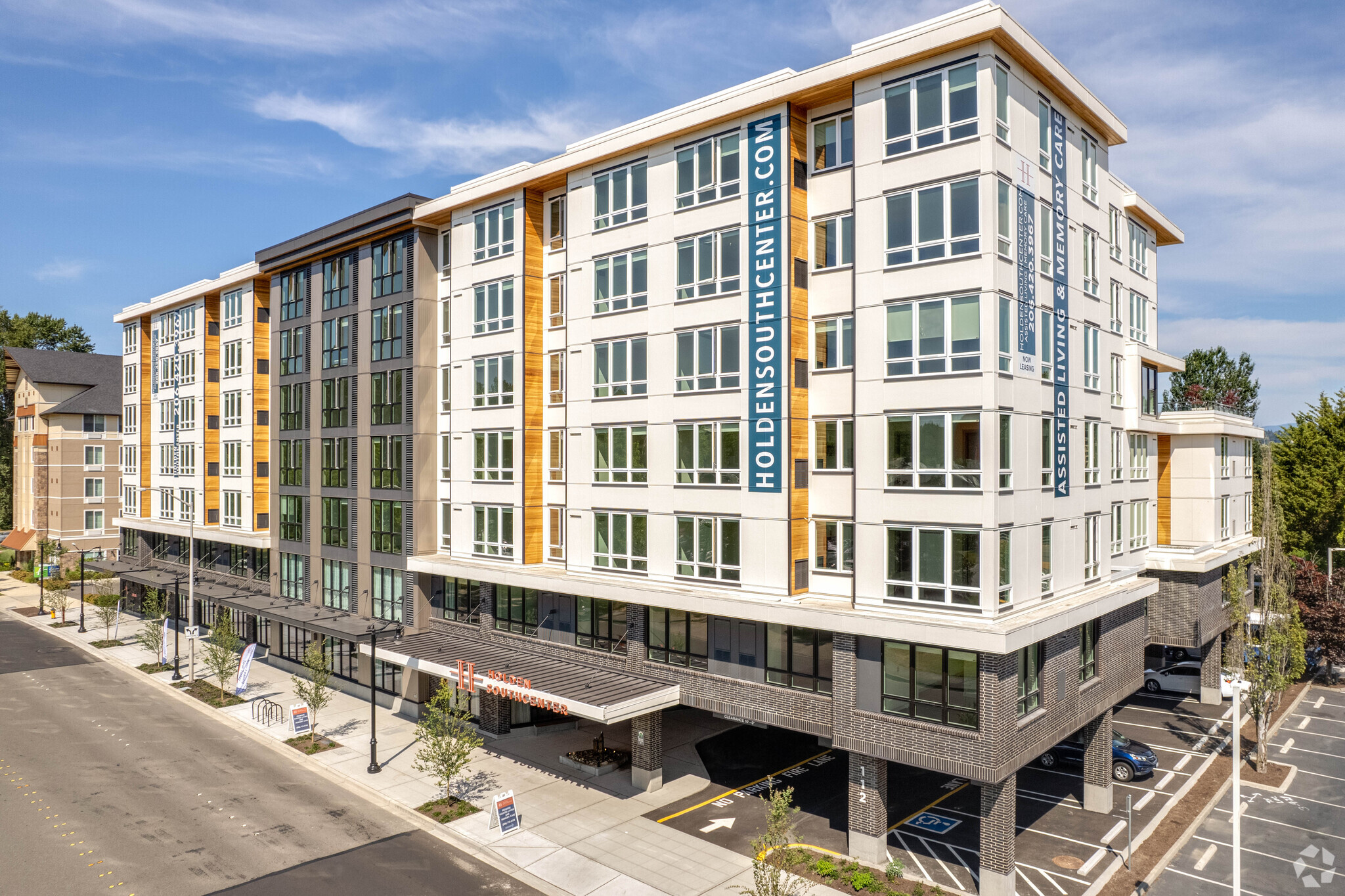 112 Andover Park E, Tukwila, WA for sale Primary Photo- Image 1 of 1