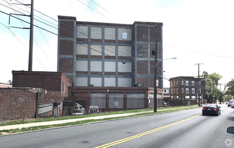 3201 Fox St, Philadelphia, PA for lease - Primary Photo - Image 1 of 6