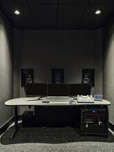 2901 W Alameda Ave, Burbank, CA for lease Interior Photo- Image 2 of 8