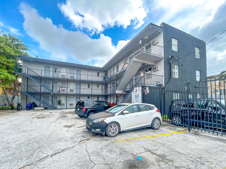 1261 NW 59th St, Miami, FL for sale - Building Photo - Image 2 of 15