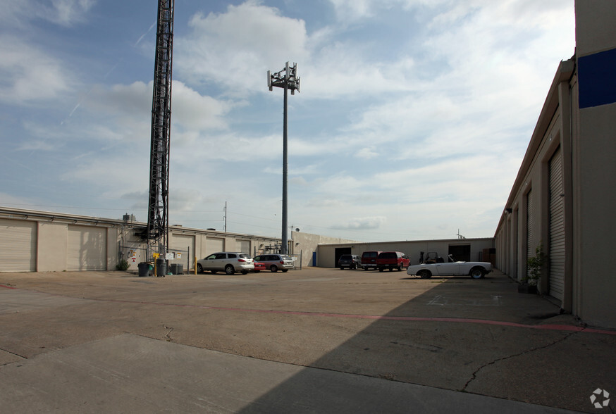 4445 Interstate 30, Mesquite, TX for lease - Building Photo - Image 3 of 8