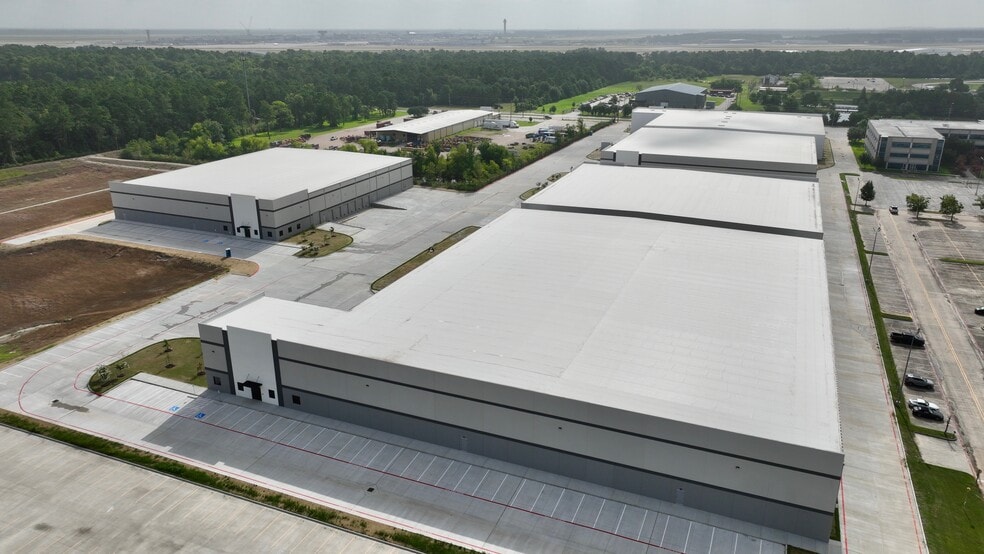 17209 Aldine Westfield Rd, Houston, TX for sale - Building Photo - Image 2 of 8