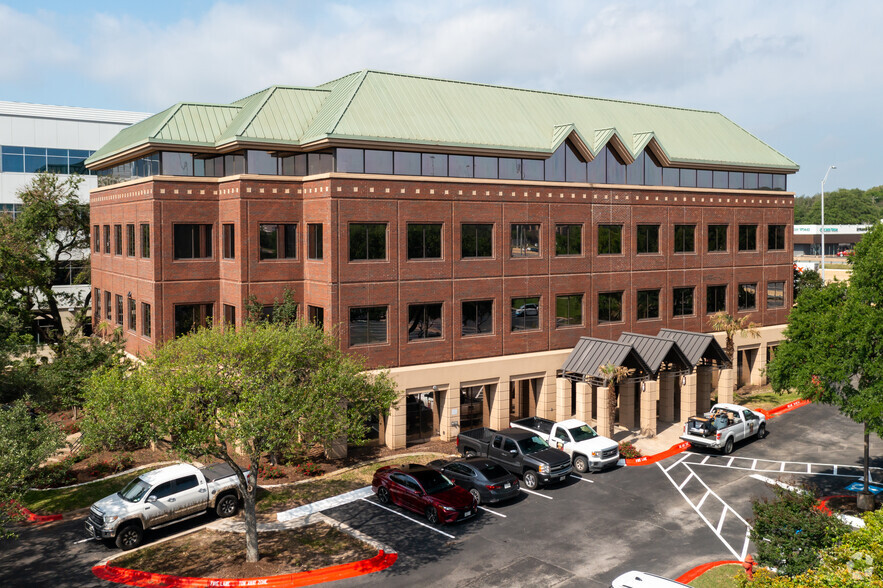 8627 MoPac Expy N, Austin, TX for lease - Building Photo - Image 1 of 5