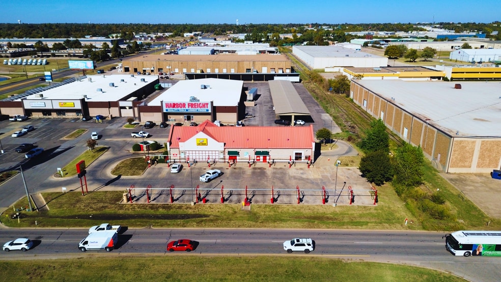 5807 W Reno Ave, Oklahoma City, OK for sale - Building Photo - Image 3 of 4