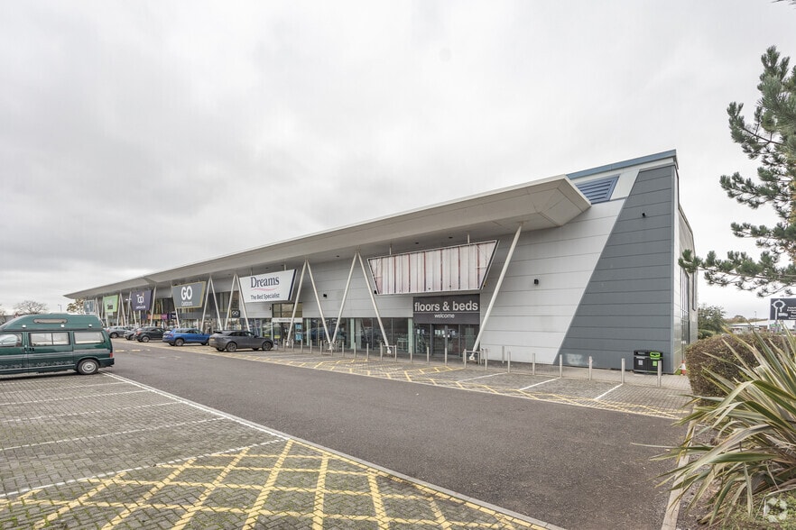 Centaurus Rd, Patchway for sale - Primary Photo - Image 1 of 1