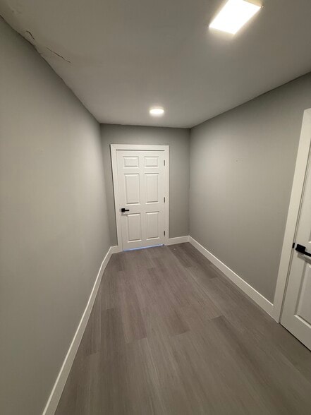 7282-7302 NW 70th St, Miami, FL for lease - Interior Photo - Image 3 of 13