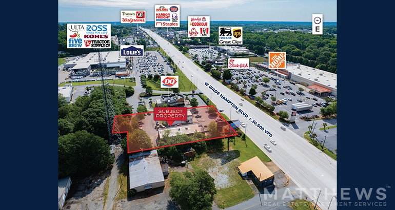 1380 - 1378 W WADE HAMPTON BLVD portfolio of 2 properties for sale on LoopNet.com - Building Photo - Image 3 of 5